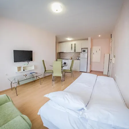 Prestige D'azur Sluneční pobřeží